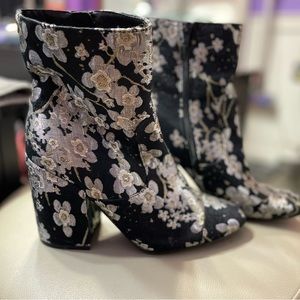 Floral embroidered boots